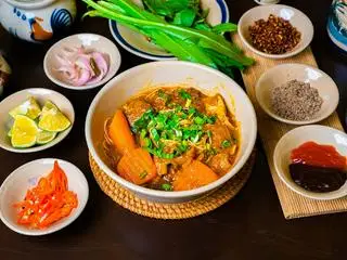 Hình ảnh Mì Gói Bò Kho