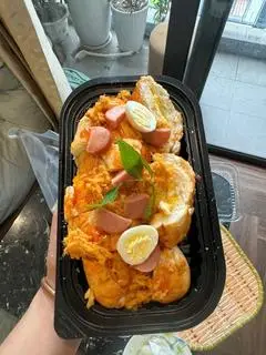 Hình ảnh Bánh mì muối ớt bơ chảy