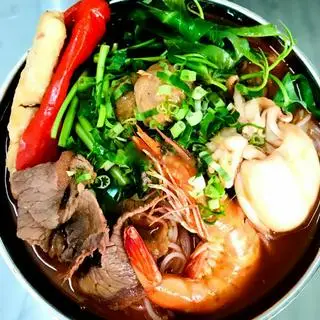 Hình ảnh Bún thái hải sản( chưa bao gồm hộp)