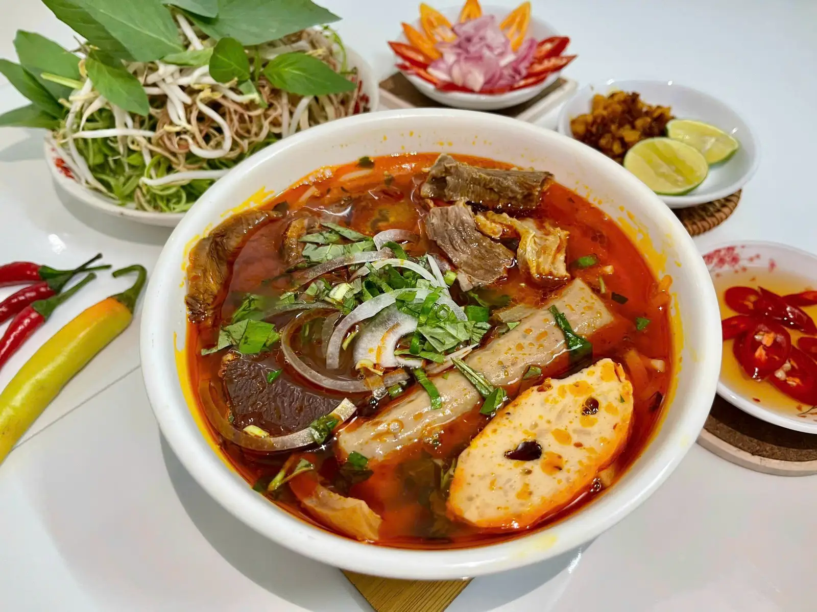 Hình ảnh 21 - Bún bò tái bò - chả 