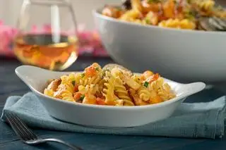 Hình ảnh Seafood Fusilli Marinara (Nui xoắn hải sản sốt cà chua Ý)