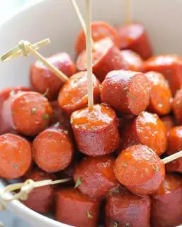 Hình ảnh Xúc Xích Sốt Cay Hàn