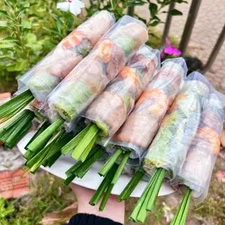 Hình ảnh Combo 5 gỏi cuốn - 2 tôm thịt - 3 tai heo