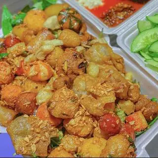 Hình ảnh Combo Cá Viên Chiên Sốt Mắm Tỏi  Phần - Nhỏ