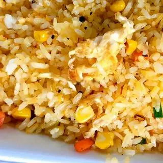 Hình ảnh Cơm chiên trứng tỏi