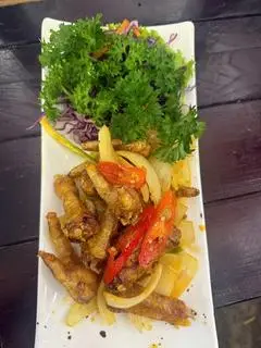 Hình ảnh Chân gà chiên nước mắm
