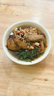 Hình ảnh xuất 2 cánh gà tần + tim hầm