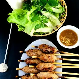 Hình ảnh Nem Lụi Lẻ (Không Đồ Cuốn)