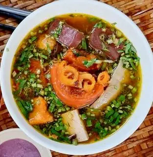 Hình ảnh Canh bún giò gân