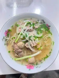 Hình ảnh Phở bò tái+tặng 1chai c2