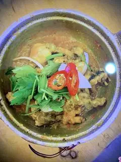 Hình ảnh ẾCH SỐT CÀ RI