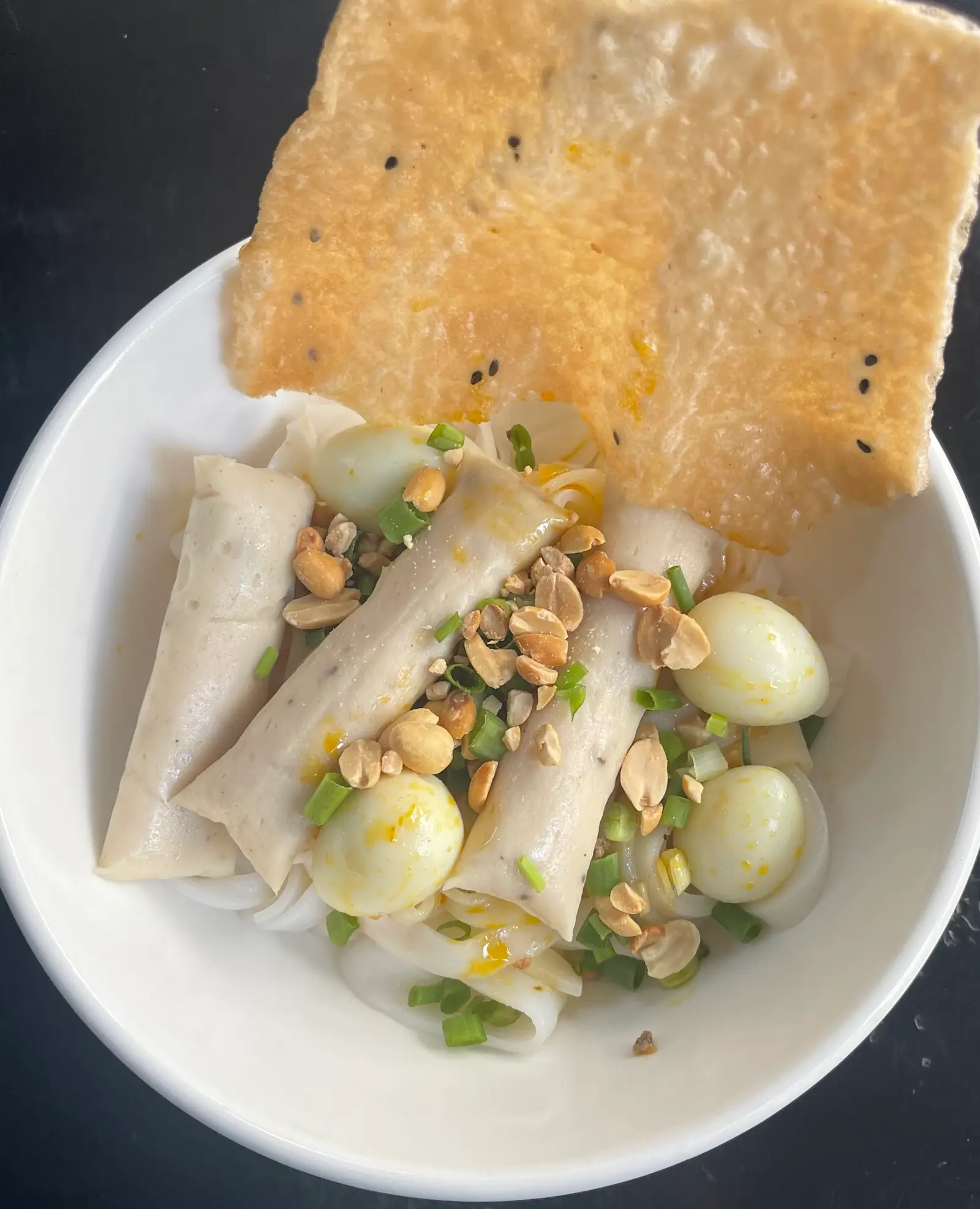 Hình ảnh Mỳ quảng chả, (trứng cút)