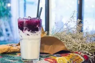Hình ảnh Sữa chua việt quốc