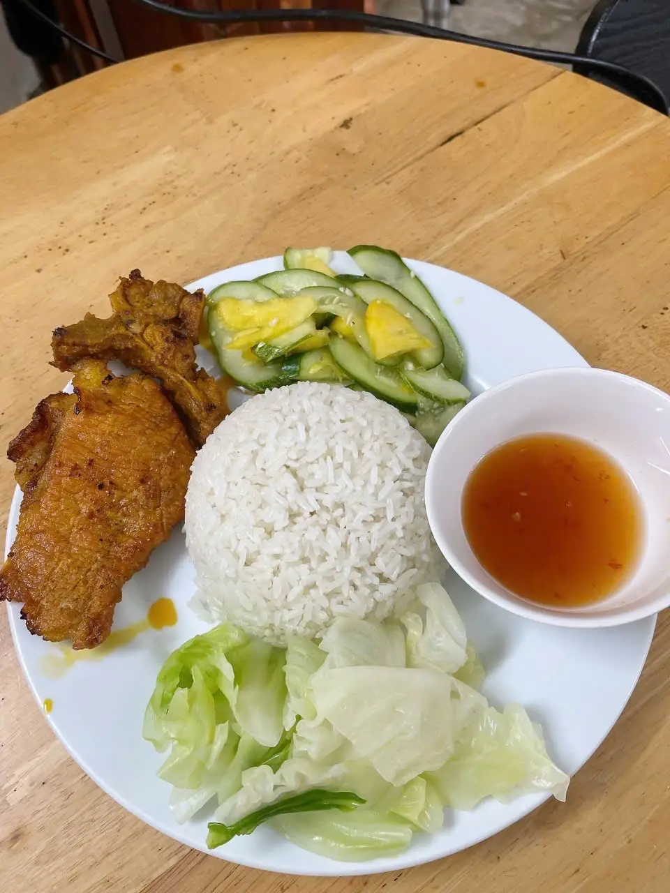 Hình ảnh Cơm tấm sườn cốt lết