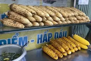 Hình ảnh 1 bắp nếp nướng mọi 