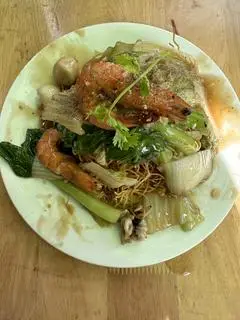 Hình ảnh Mì xào giòn thập cẩm nước sốt