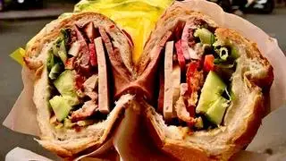 Hình ảnh Bánh mì Sài Gòn