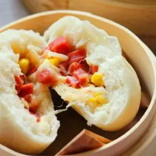 Hình ảnh Bánh bao bò ngô phô mai Đặc Biệt