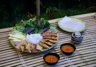 Hình ảnh Tăng ca có đôi (2 người)