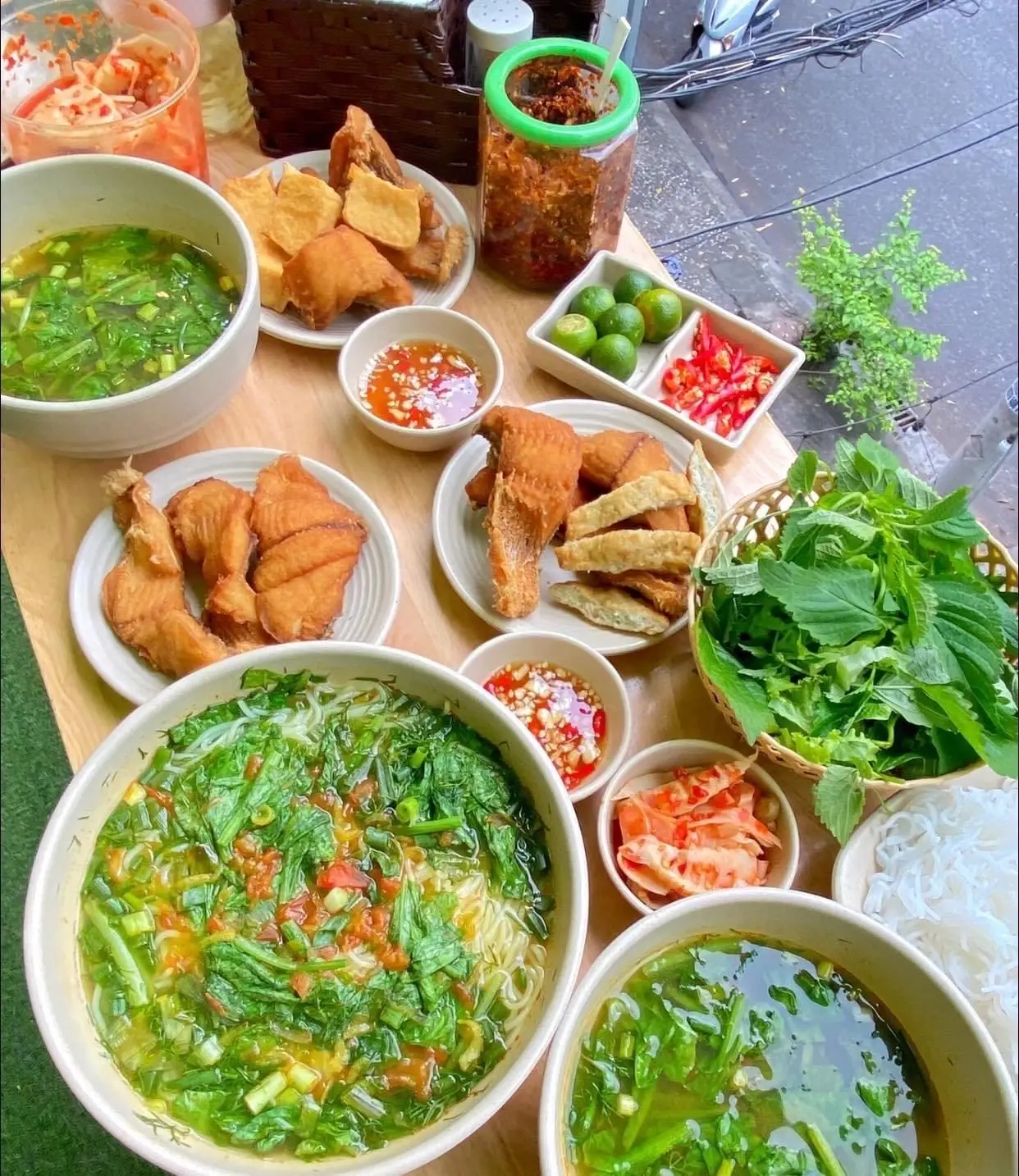 Hình ảnh 1 bún cá chấm - 1 cá ăn thêm( giá bao gồm 4,5% VAT)