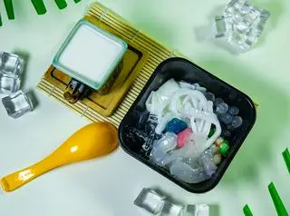 Hình ảnh Chè dừa dầm thốt nốt rim