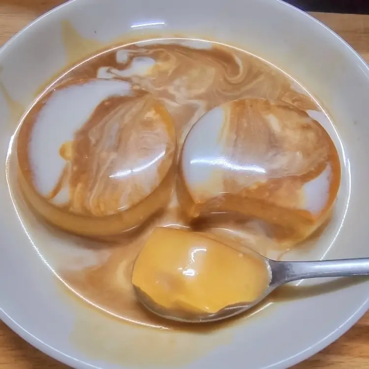 Hình ảnh 1 phần bánh flan cafe cốt dừa siêu béo thơm ngon