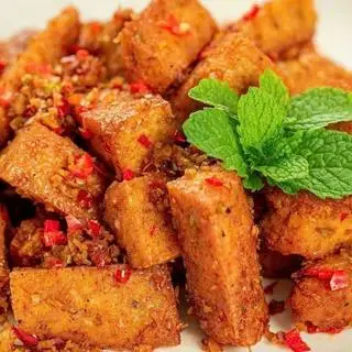 Hình ảnh Đậu hũ chiên giòn lắc sa tế