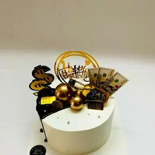 Hình ảnh Bánh sinh nhật tiền tài