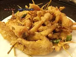 Hình ảnh chân gà rang muối thơm ngon nóng giòn