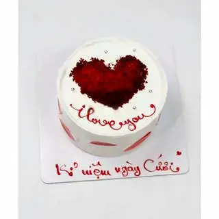 Hình ảnh Bánh sinh nhật hình tim siêu xinh