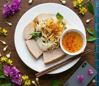 Hình ảnh Bánh ướt chả quế - chả chiên