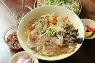 Hình ảnh Đặc Biệt 2 ( Giò heo+Bắp+Tái+Gân+Chả )