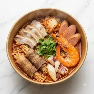 Hình ảnh Mỳ cay thập cẩm