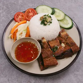 Hình ảnh Cơm tấm ba chỉ nướng