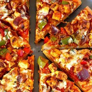 Hình ảnh Pizza Củi đặc biệt size vừa