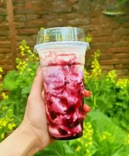 Hình ảnh Sữa chua lắc việt quất