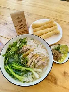 Hình ảnh Bún gà măng
