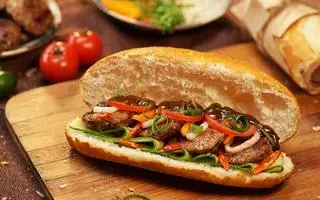 Hình ảnh Bánh mì thịt nướng