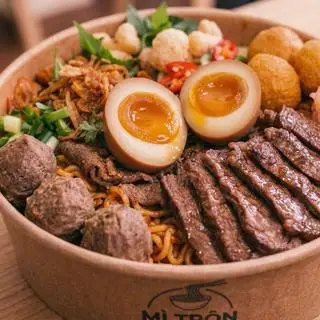 Hình ảnh Mì trộn đặc biệt