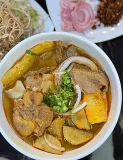 Hình ảnh Tô Đặc Biệt