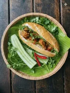 Hình ảnh Bánh mì xíu mại