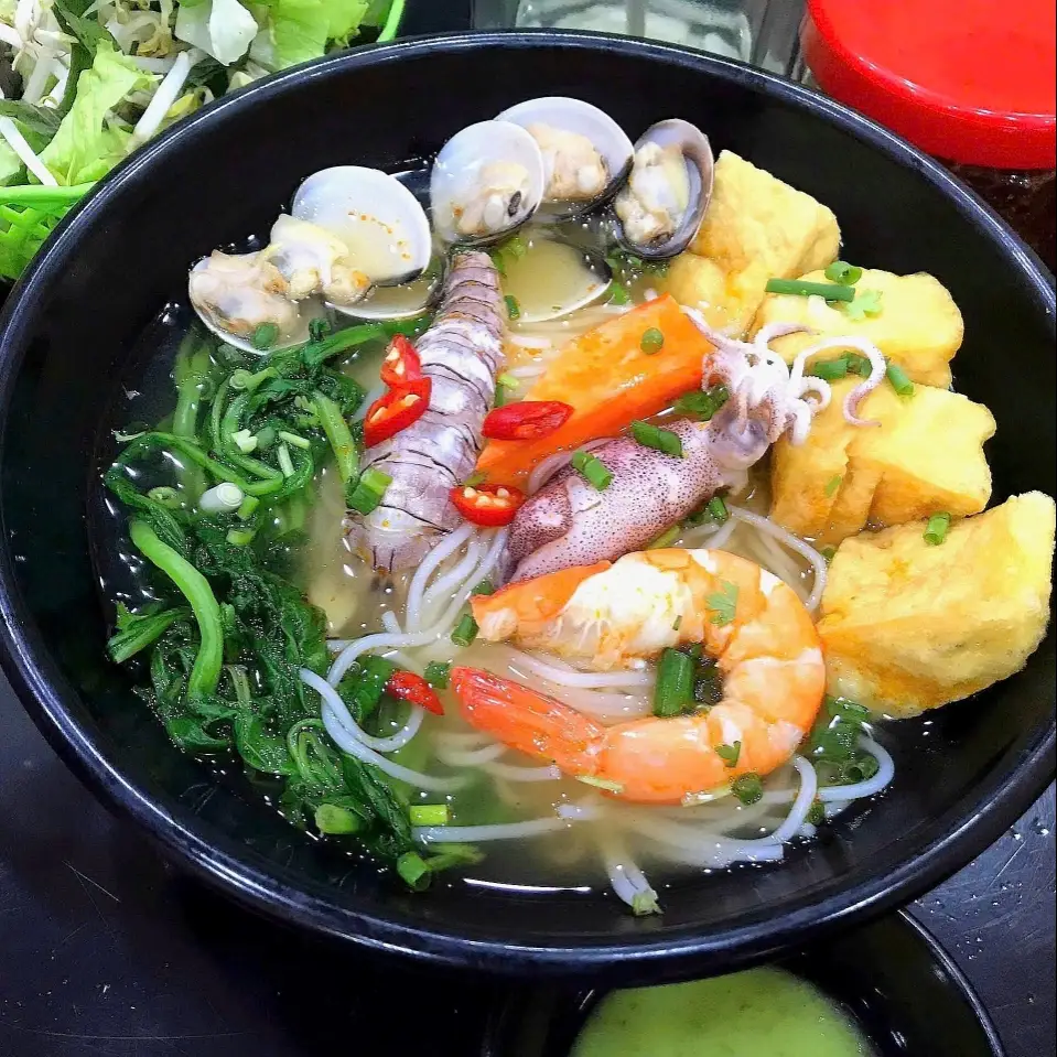 Hình ảnh Bún hải sản TomYum 