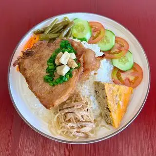 Hình ảnh Cơm sườn - bì - chả trứng