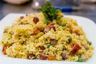 Hình ảnh Cơm chiên dương châu - bò