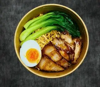 Hình ảnh Mì trộn xá xíu