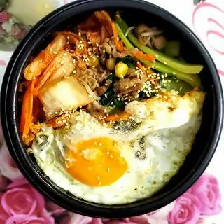 Hình ảnh Combo 2 cơm trộn Hàn Quốc và 2 trà đào