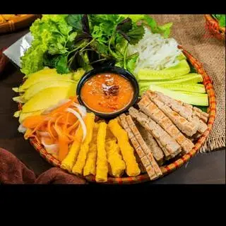 Hình ảnh Nem Nướng Thập Cẩm 2 Người Ăn+ 2 Chai Nước 
