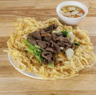 Hình ảnh Phở chiên trứng