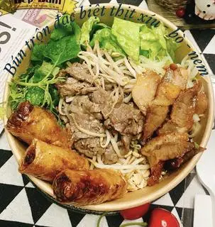 Hình ảnh Bún trộn đặc biệt xá xíu