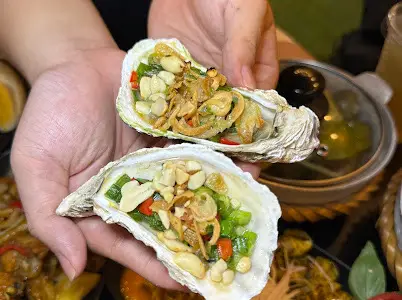 Hình ảnh hàu nướng mỡ hành (4 con)